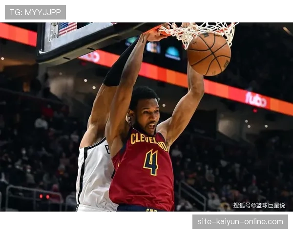 埃文·莫布里挡拆助攻增多 拉开内线威胁稳定球队攻防