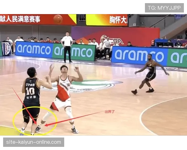 边线规则拆解：什么时候触线算出界，裁判如何准确判罚？