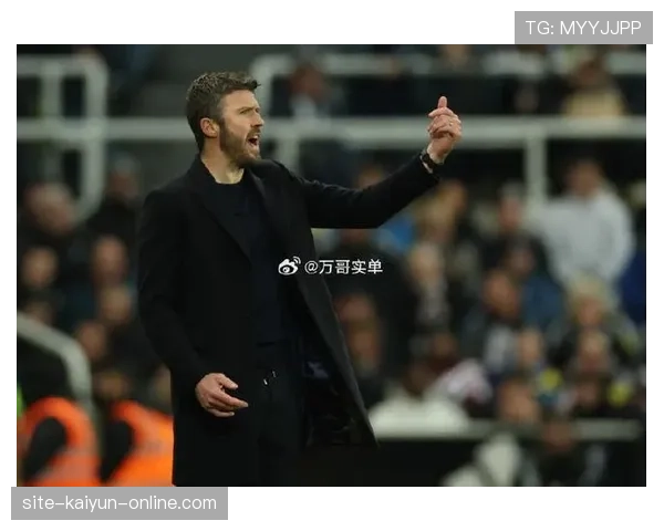 曼联战术体系缺乏稳定性，已经对球队整体表现造成阶段性影响